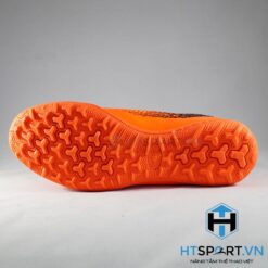 Giày Bóng Đá Wika