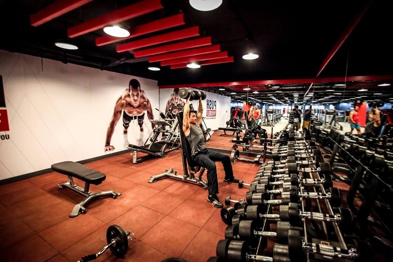 Phòng tập Gym nên sở hữu vị trí thuận lợi để người tập dễ dàng di chuyển 