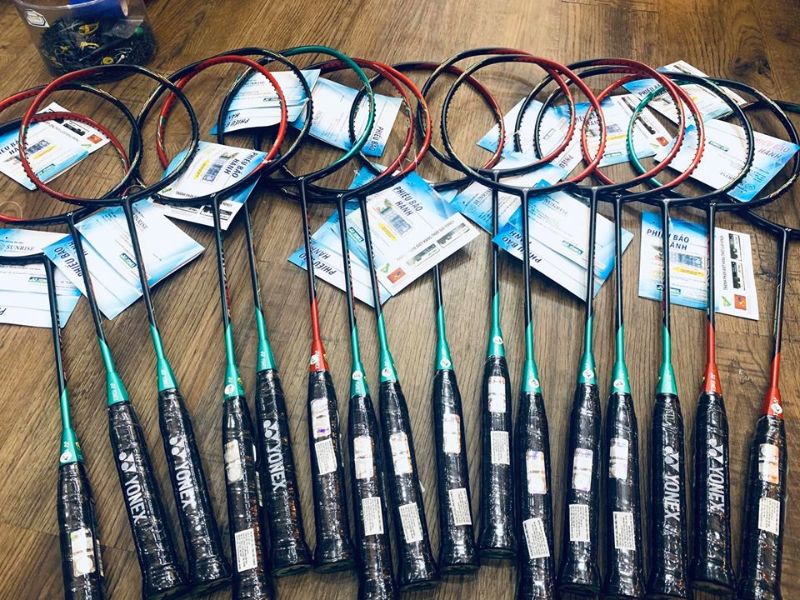 Bạn có biết vợt cầu lông hết bao nhiêu tiền?