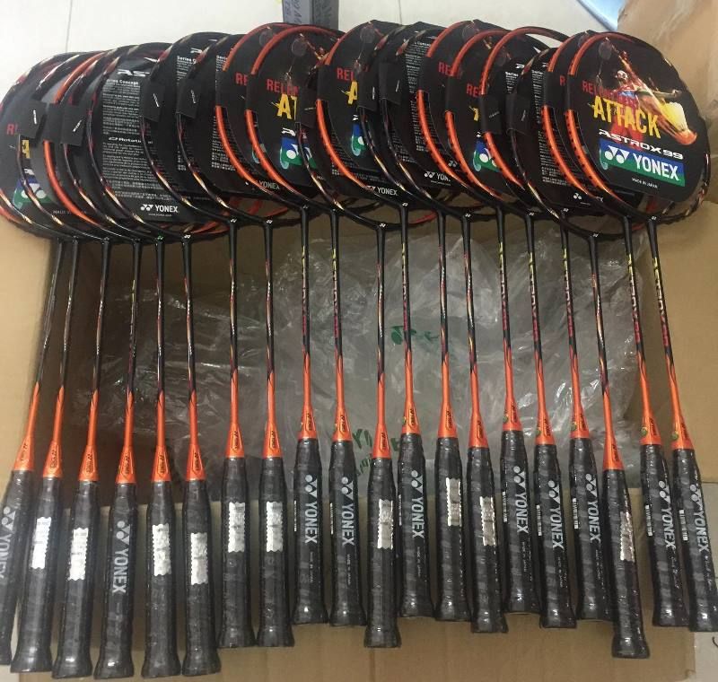 Đa phần vợt cầu lông của Yonex đều sở hữu thiết kế đầu vuông