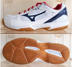 Sky Blaster mang đến cho tay vợt một phong cách trẻ trung, năng động