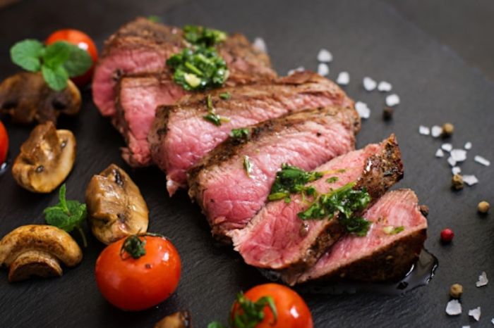 Thịt bò nạc giúp tăng cơ giảm mỡ khi tập luyện