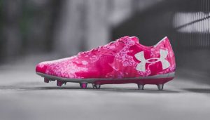 10 mẫu giày đá banh màu hồng