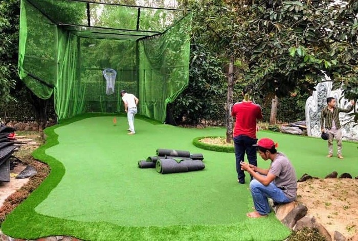 Tìm kiếm đơn vị thi công sân golf mini uy tín tại Việt Nam 3 Quy trình thi công sân golf mini tại nhà nhanh chóng, tiện lợi