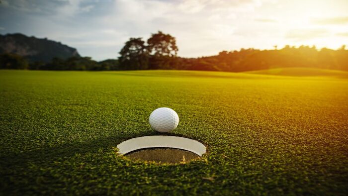 Thủ tục cấp giấy phép kinh doanh sân golf chi tiết và cụ thể