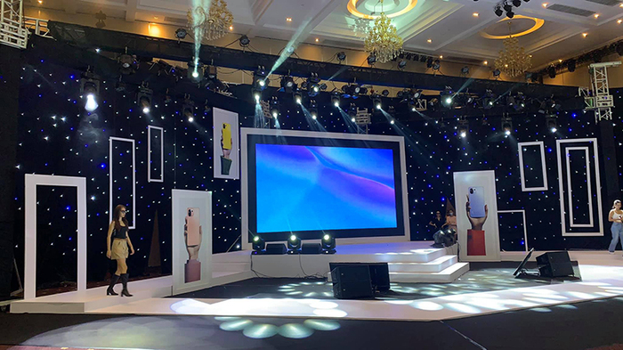 Dịch vụ thi công sân khấu sự kiện chuyên nghiệp tại HT Sport